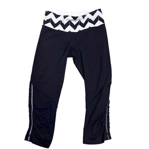 Lululemon Athletica Run For Your Life Womens Cropped Chevron Leggings Size‎ 4 - Picture 1 of 6
